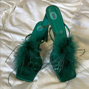 Billini | Fern | Kayden | Satin Heels with Feather Trim| Size 8 | NWOT
